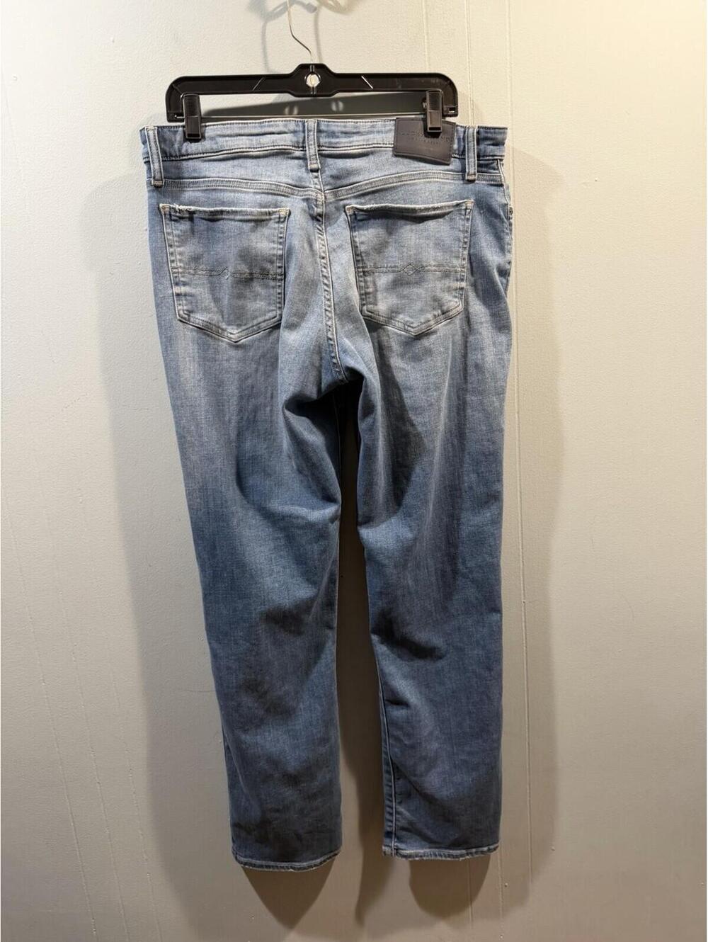 Womens Lucky Brand Jeans Size 14/32 Light Blue - Picture 2 of 6